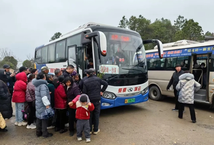 九江長運：護(hù)航“百年廟會” 提供優(yōu)質(zhì)交通服務(wù)